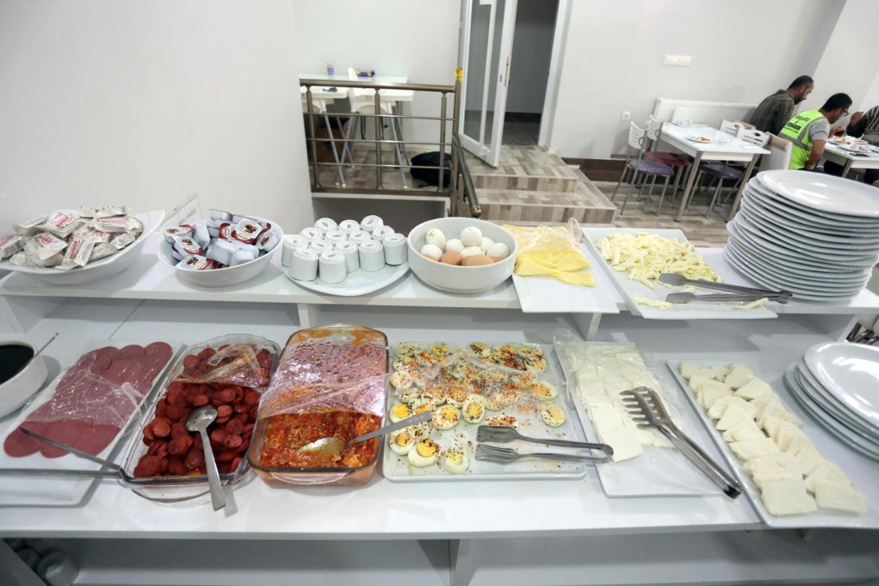 ילובה Beksiti Hotel מראה חיצוני תמונה