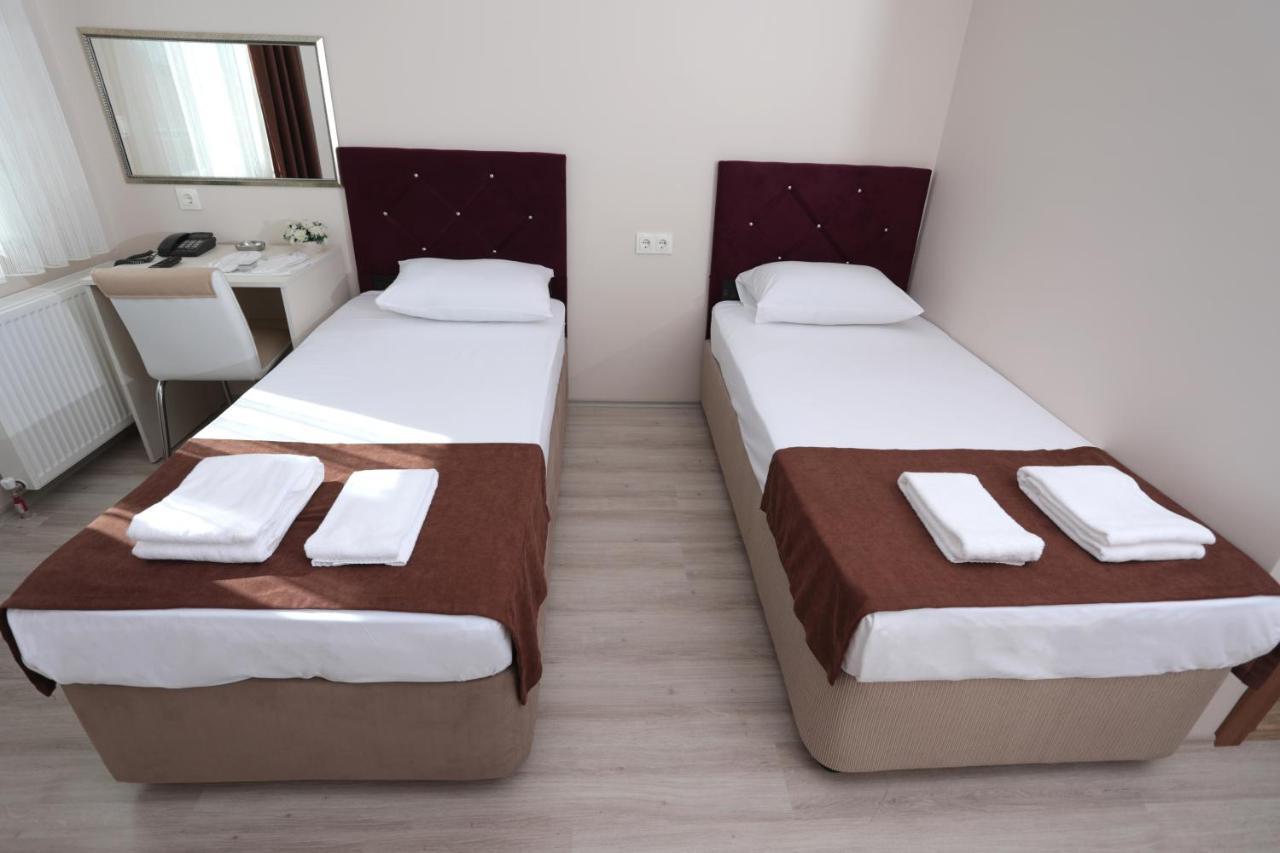 ילובה Beksiti Hotel מראה חיצוני תמונה